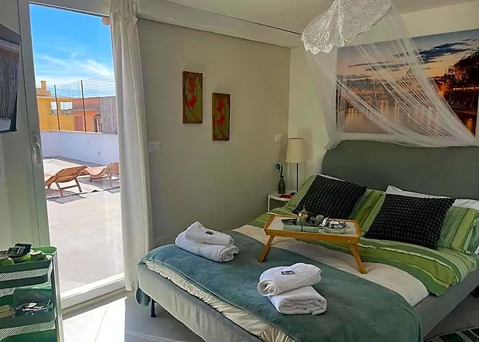Апартаменты Monteverde Double Terrace Penthouse